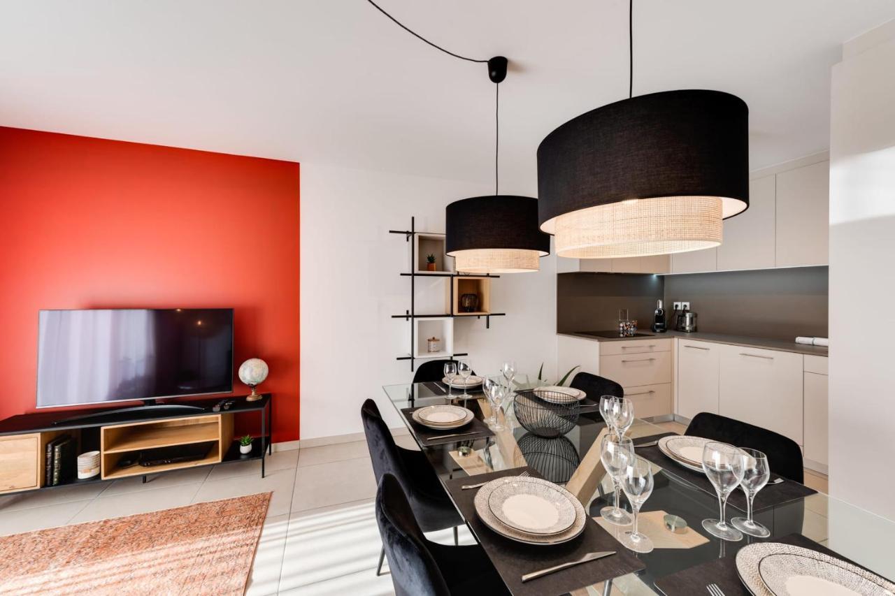 Le Reposoir - New 2 Bedroom Apartment With Terrace & Garage Annecy Zewnętrze zdjęcie